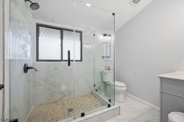 2 Audubon Dr, Denville Twp., NJ 07834