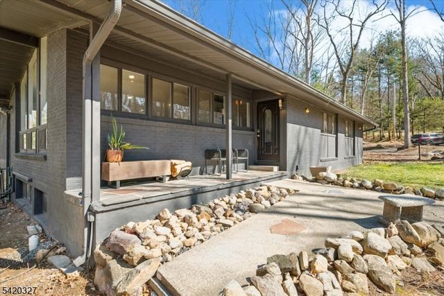 2 Audubon Dr, Denville Twp., NJ 07834