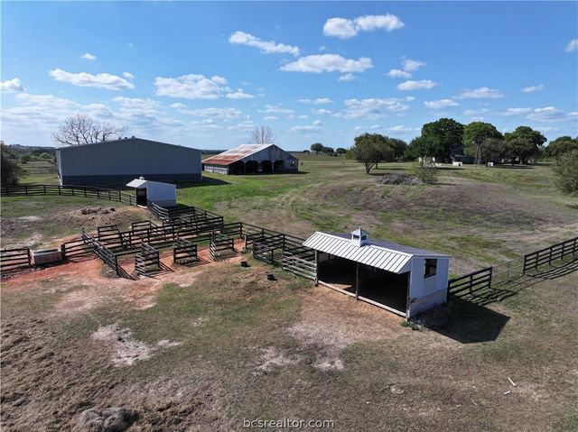 7872 North FM 1371, Bellville, TX 77418