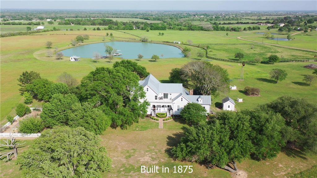 7872 North FM 1371, Bellville, TX 77418