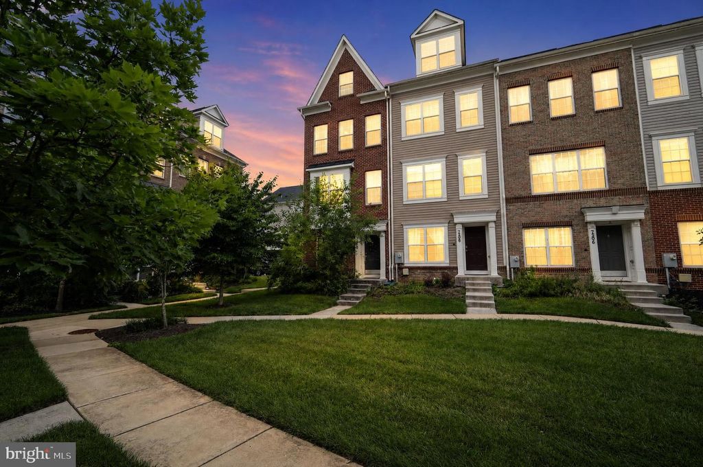 7210 SILVER THORN WAY, Beltsville, MD 20705