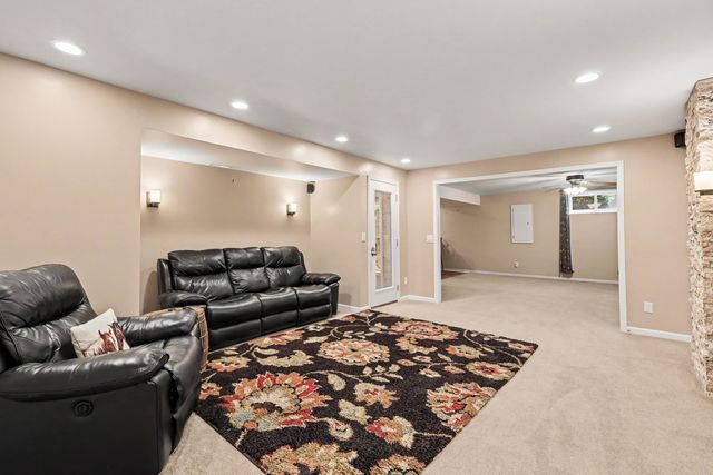 1047 Bayswater Drive, Union, KY 41091