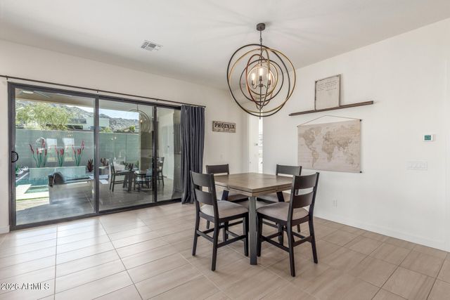 837 E MONTE Way, Phoenix, AZ 85042