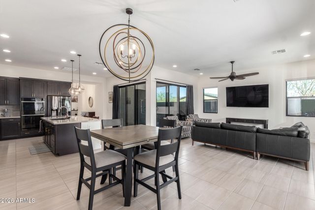 837 E MONTE Way, Phoenix, AZ 85042
