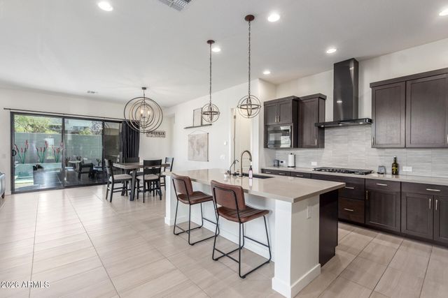 837 E MONTE Way, Phoenix, AZ 85042