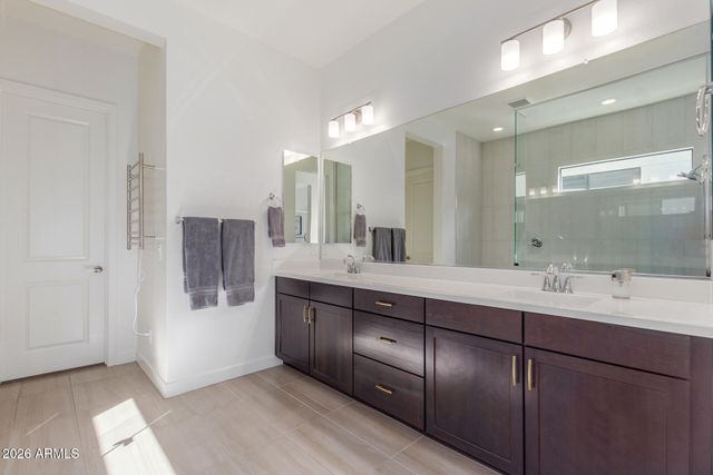 837 E MONTE Way, Phoenix, AZ 85042