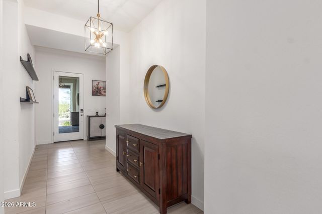 837 E MONTE Way, Phoenix, AZ 85042