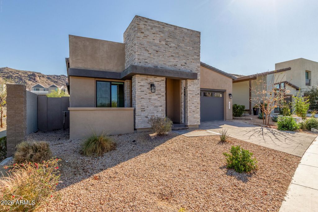 837 E MONTE Way, Phoenix, AZ 85042 — photo 3