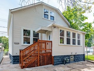2343 Ridgeland Avenue, Berwyn, IL 60402