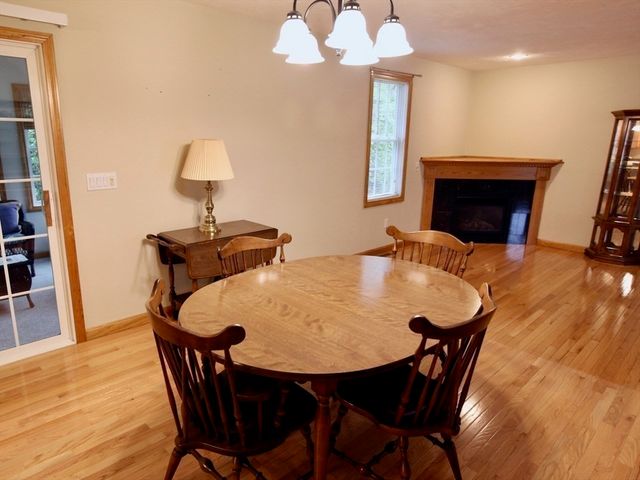 7 Rodeo Dr, East Bridgewater, MA 02333