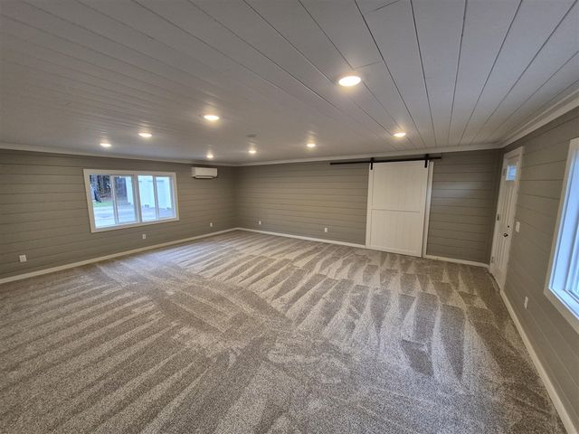 4275 E 8th Street, White Cloud, MI 49349