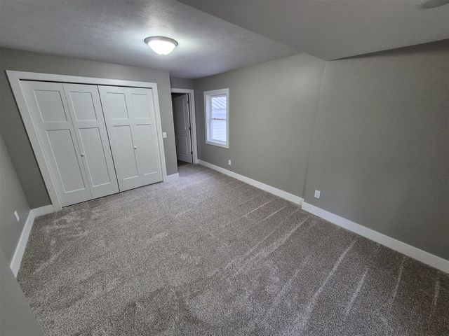 4275 E 8th Street, White Cloud, MI 49349