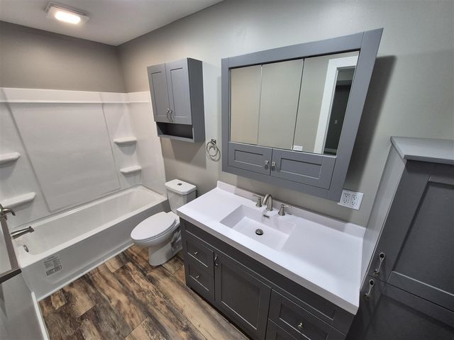 4275 E 8th Street, White Cloud, MI 49349