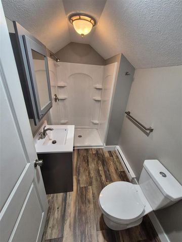 4275 E 8th Street, White Cloud, MI 49349