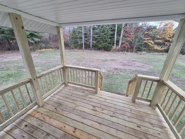 4275 E 8th Street, White Cloud, MI 49349