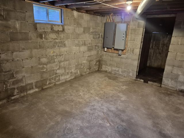 4275 E 8th Street, White Cloud, MI 49349