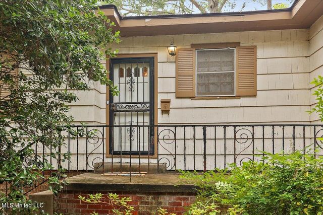 1032 Meadowbrook Road, Jackson, MS 39206