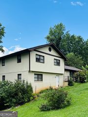169 Esta Street, Cornelia, GA 30531