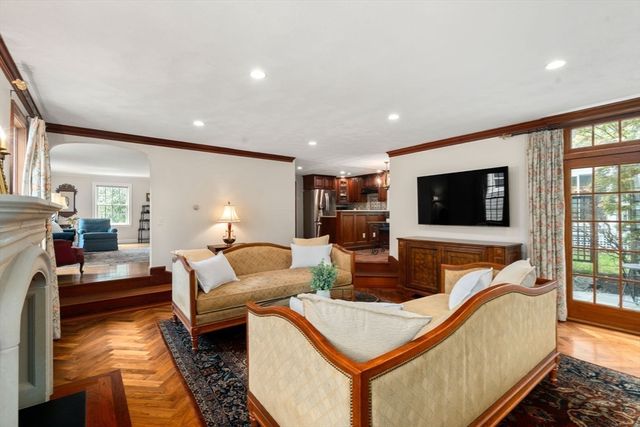 14 Arlmont Street, Arlington, MA 02476