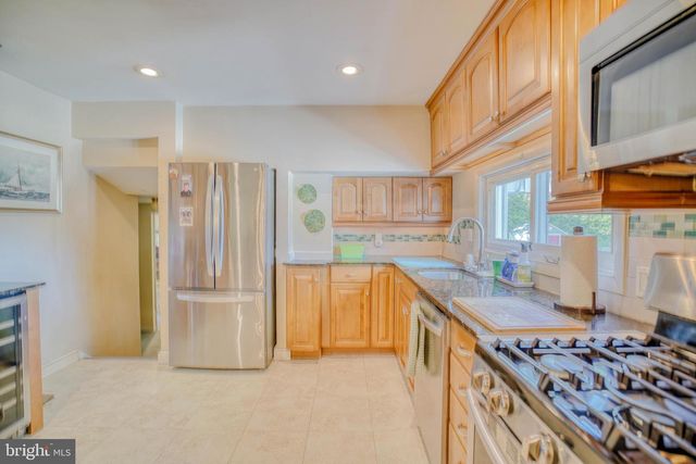 407 KEATS RD, Huntingdon Valley, PA 19006