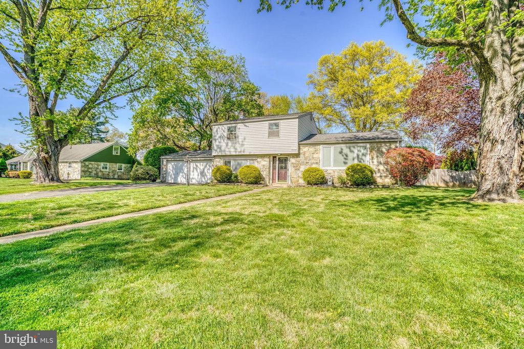 407 KEATS RD, Huntingdon Valley, PA 19006