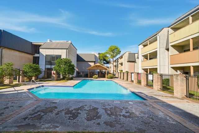 8523 Hearth Drive 35, Houston, TX 77054