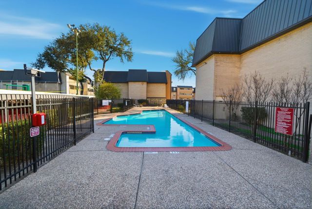 8523 Hearth Drive 35, Houston, TX 77054