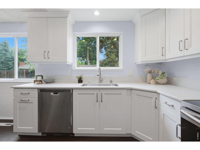 3030 Appaloosa Ct, Fort Collins, CO 80526