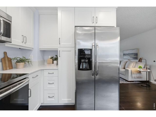 3030 Appaloosa Ct, Fort Collins, CO 80526