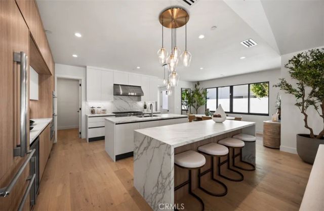 1312 Dover Drive, Newport Beach, CA 92660