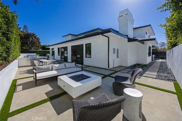 1312 Dover Drive, Newport Beach, CA 92660