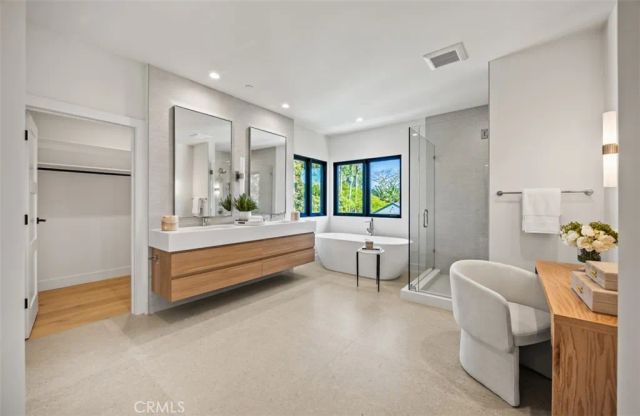 1312 Dover Drive, Newport Beach, CA 92660
