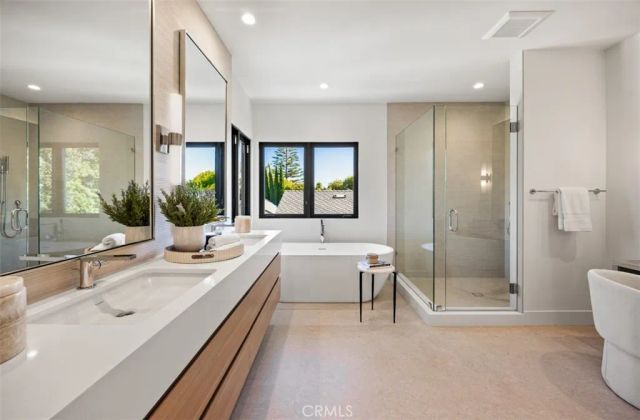 1312 Dover Drive, Newport Beach, CA 92660