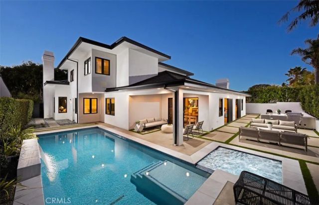 1312 Dover Drive, Newport Beach, CA 92660