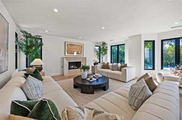 1312 Dover Drive, Newport Beach, CA 92660