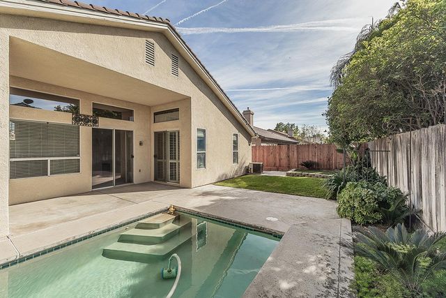 6173 W Pinedale Avenue, Fresno, CA 93722