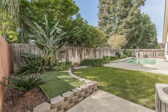 6173 W Pinedale Avenue, Fresno, CA 93722