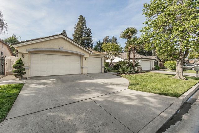 6173 W Pinedale Avenue, Fresno, CA 93722