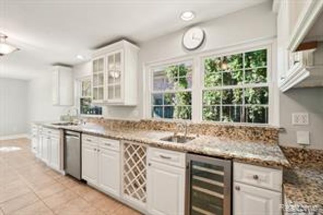 1424 Fairway Drive, Birmingham, MI 48009