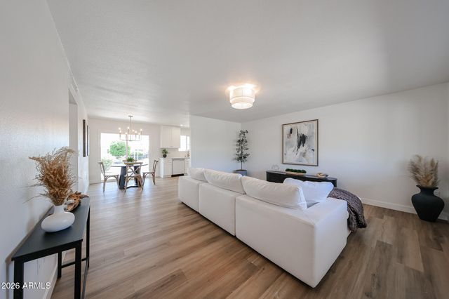 14201 N BOLIVAR Drive, Sun City, AZ 85351