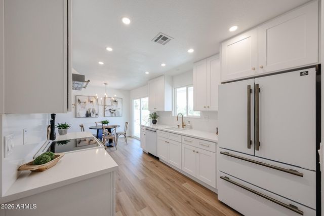 14201 N BOLIVAR Drive, Sun City, AZ 85351