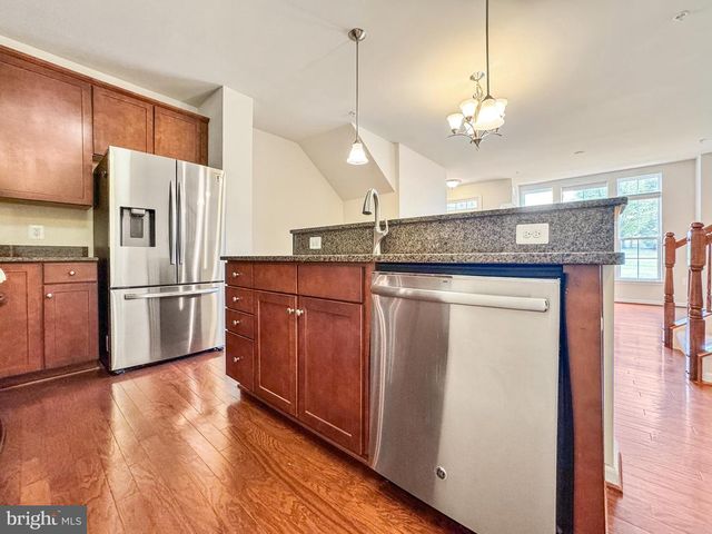 43520 STONECLIFF TER, Chantilly, VA 20152