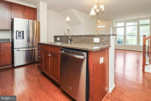 43520 STONECLIFF TER, Chantilly, VA 20152