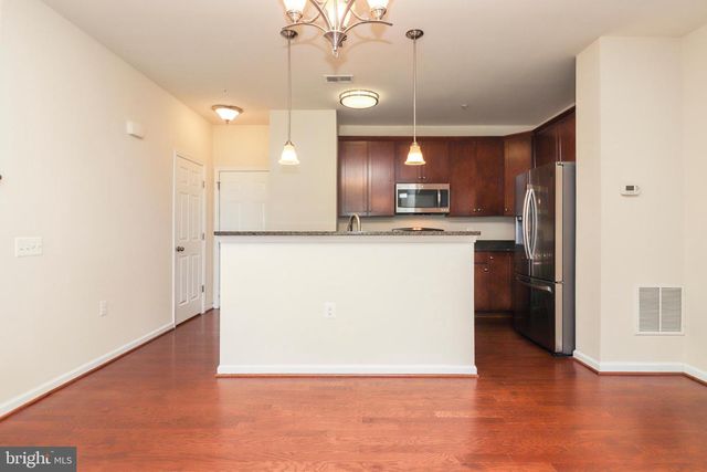 43520 STONECLIFF TER, Chantilly, VA 20152
