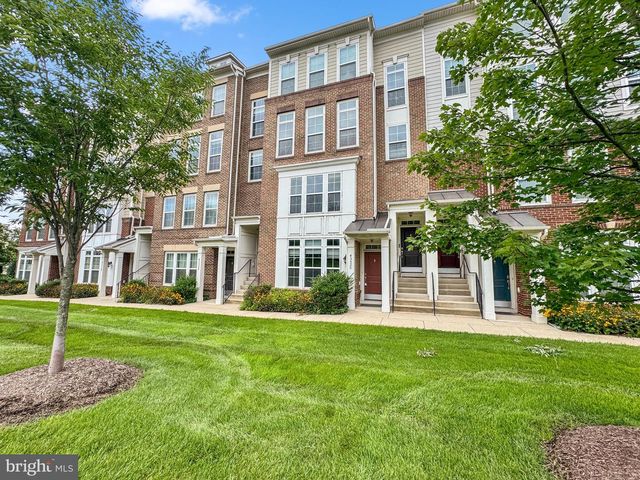 43520 STONECLIFF TER, Chantilly, VA 20152