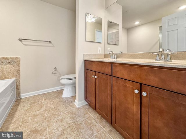 43520 STONECLIFF TER, Chantilly, VA 20152