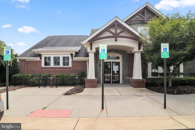 43520 STONECLIFF TER, Chantilly, VA 20152