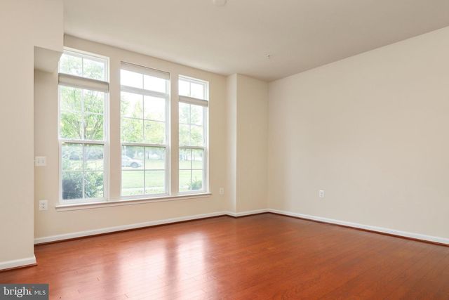 43520 STONECLIFF TER, Chantilly, VA 20152