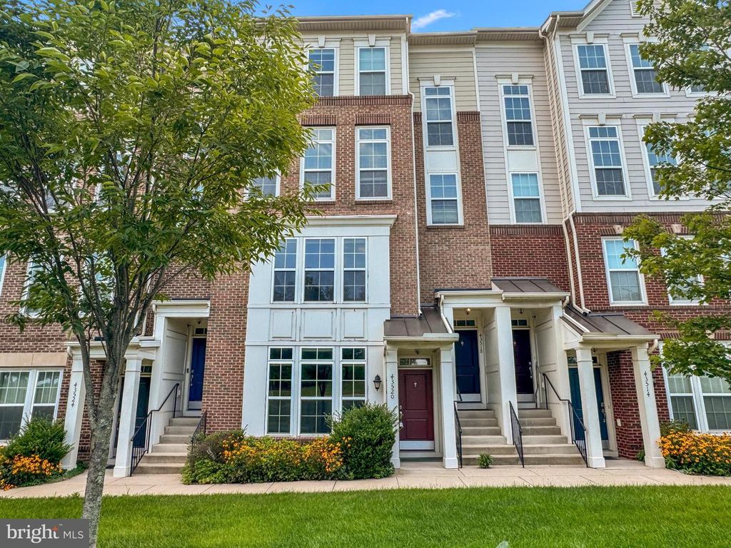 43520 STONECLIFF TER, Chantilly, VA 20152