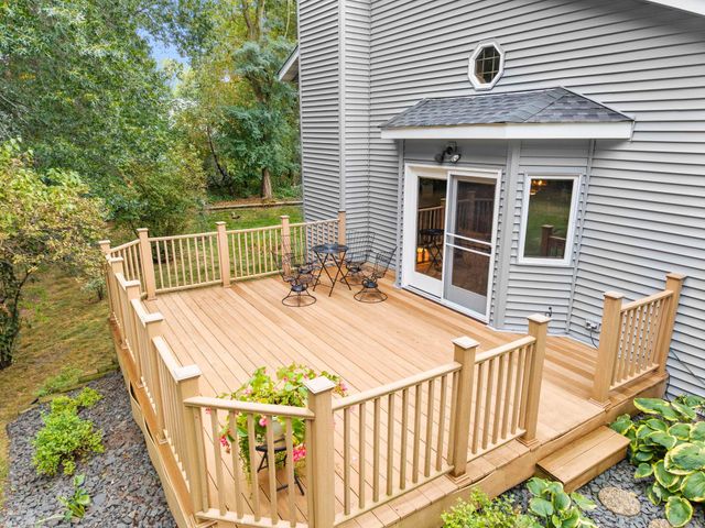 2966 Thunder Bay Road, Little Canada, MN 55117